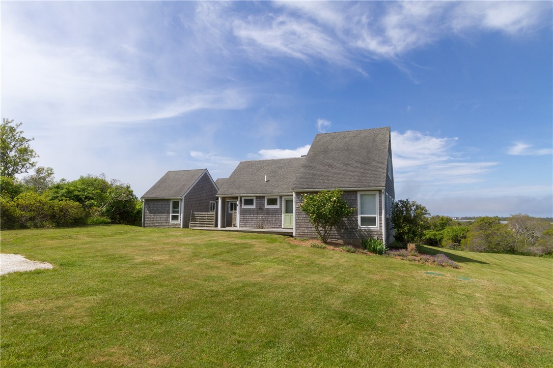 1181 Corn Neck Road Block Island, RI 02807 - Photo 8 of 33