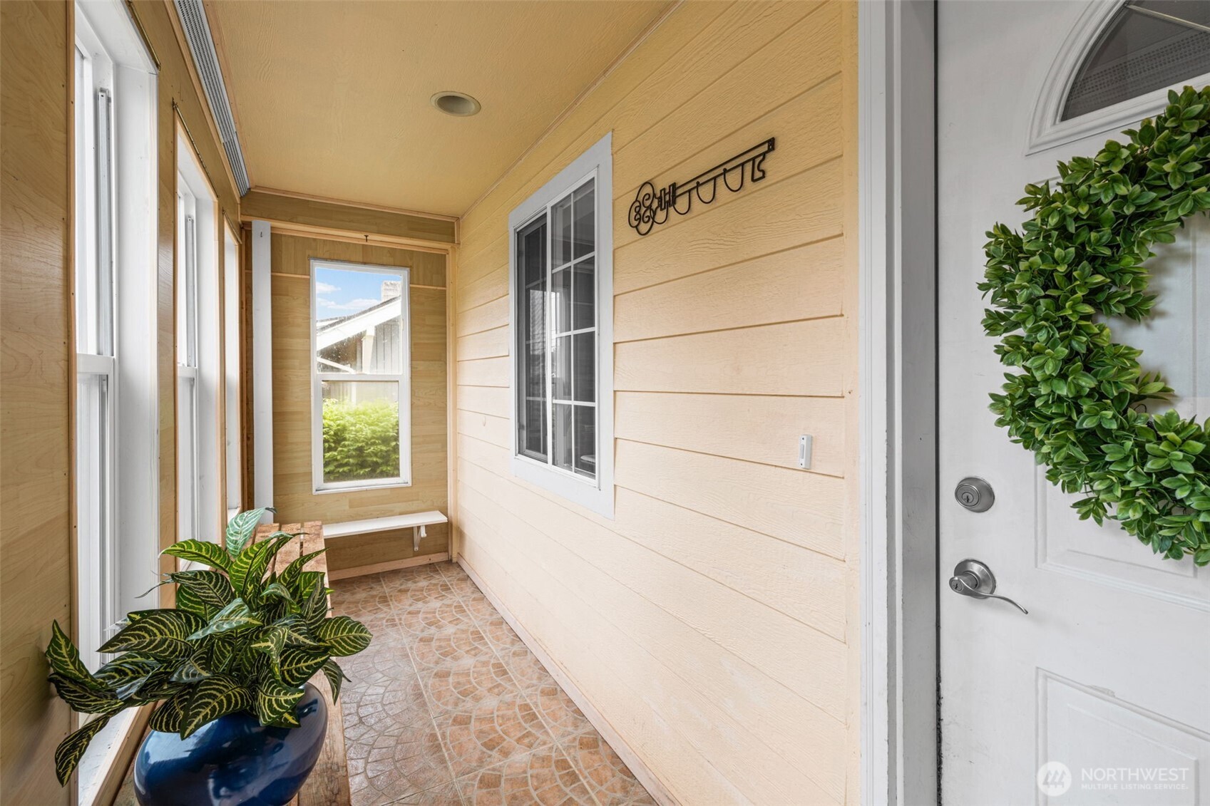 6808 South K Street Tacoma, WA 98408 - Photo 2 of 25