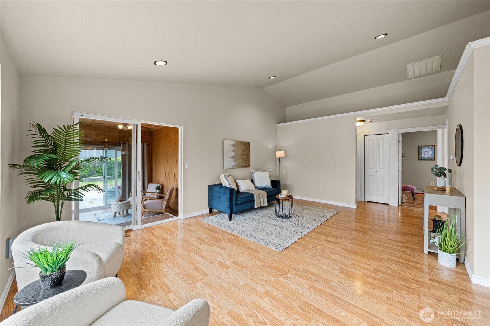 6808 South K Street Tacoma, WA 98408 - Photo 7 of 25