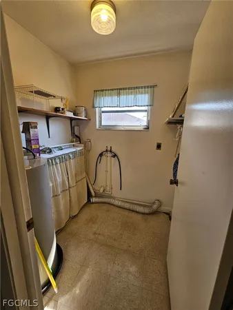 $1,195 | 120 Trafalgar Parkway, Unit 3, Cape Coral, FL 33991