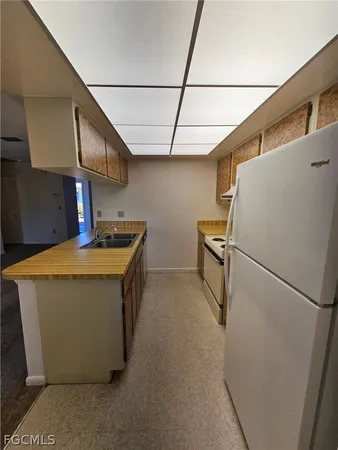 $1,195 | 120 Trafalgar Parkway, Unit 3, Cape Coral, FL 33991