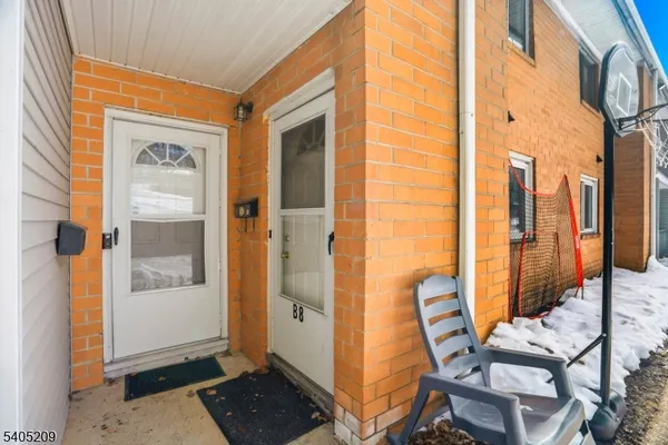 $310,000 | 2350 State Route 10, Unit 8, Morris Plains, NJ 07950