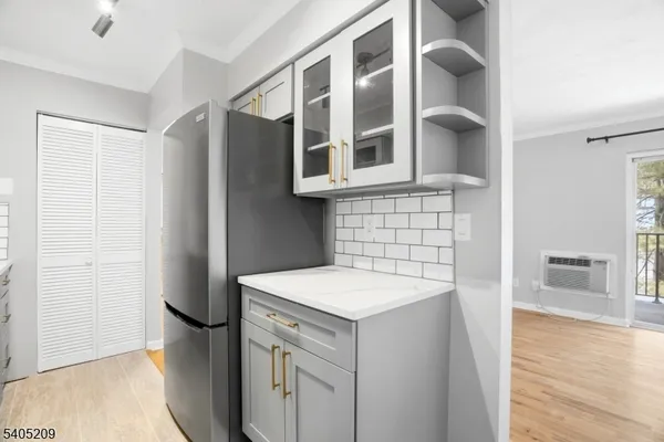 $310,000 | 2350 State Route 10, Unit 8, Morris Plains, NJ 07950