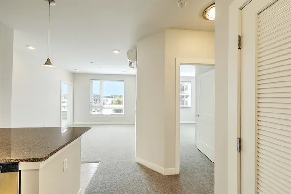 $1,850 | 20 Newman Avenue, Unit 1111303, Rumford, RI 02916