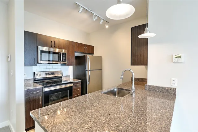 $1,850 | 20 Newman Avenue, Unit 1111303, Rumford, RI 02916