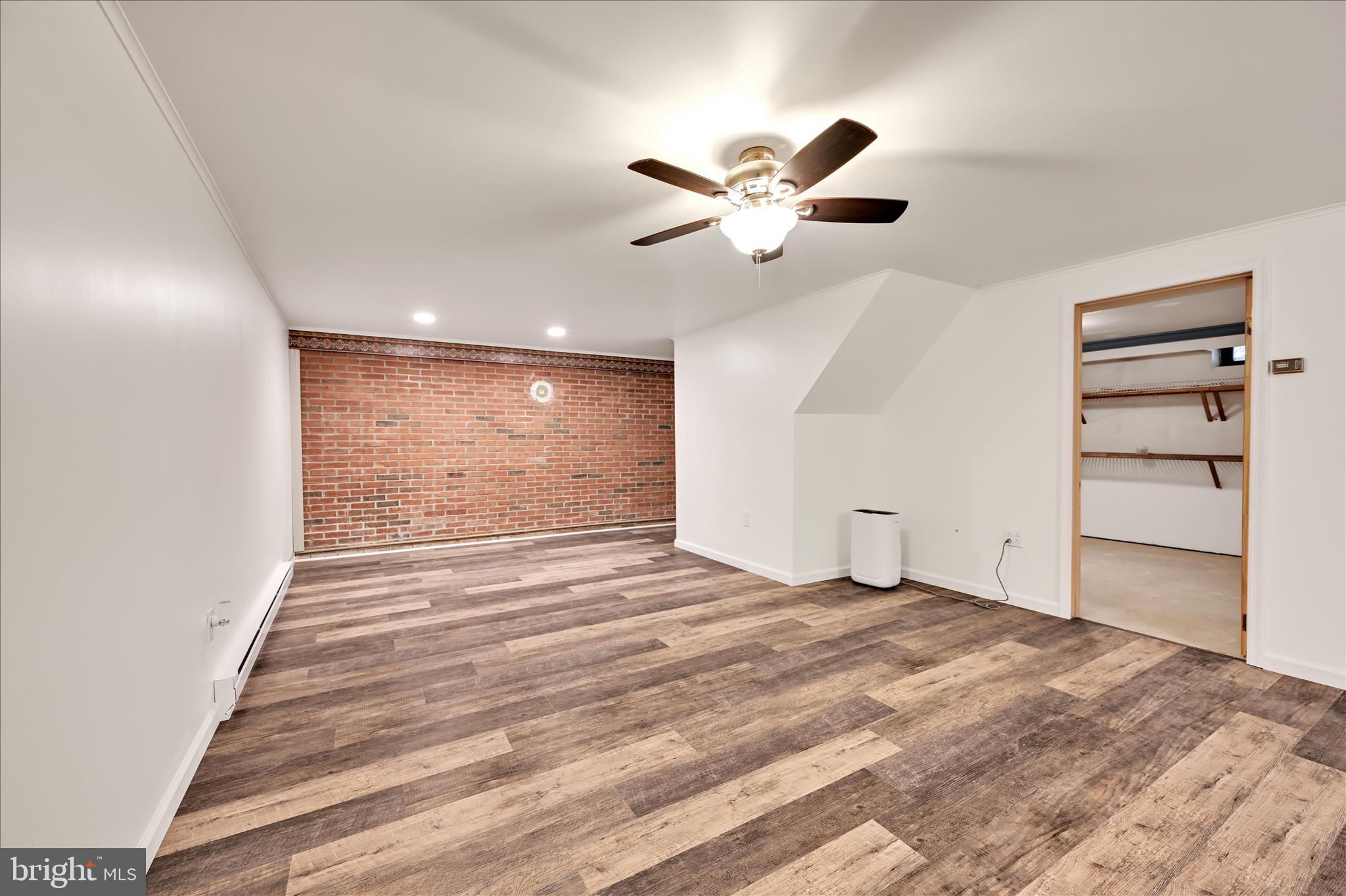 40 High Road Ashland, PA 17921 - Photo 29 of 53 Family Room