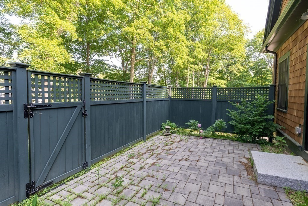 13 Abbey Road, Unit 13 Sherborn, MA 01770 - Photo 18 of 39