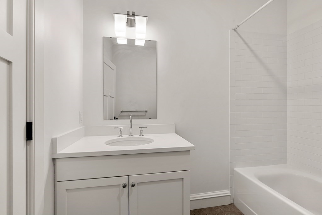 13 Abbey Road, Unit 13 Sherborn, MA 01770 - Photo 25 of 39