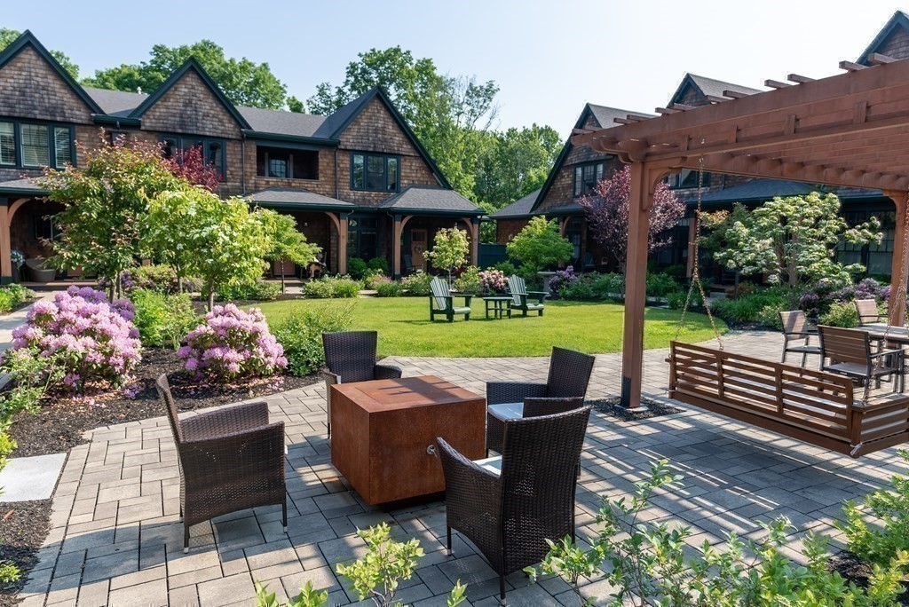 13 Abbey Road, Unit 13 Sherborn, MA 01770 - Photo 32 of 39