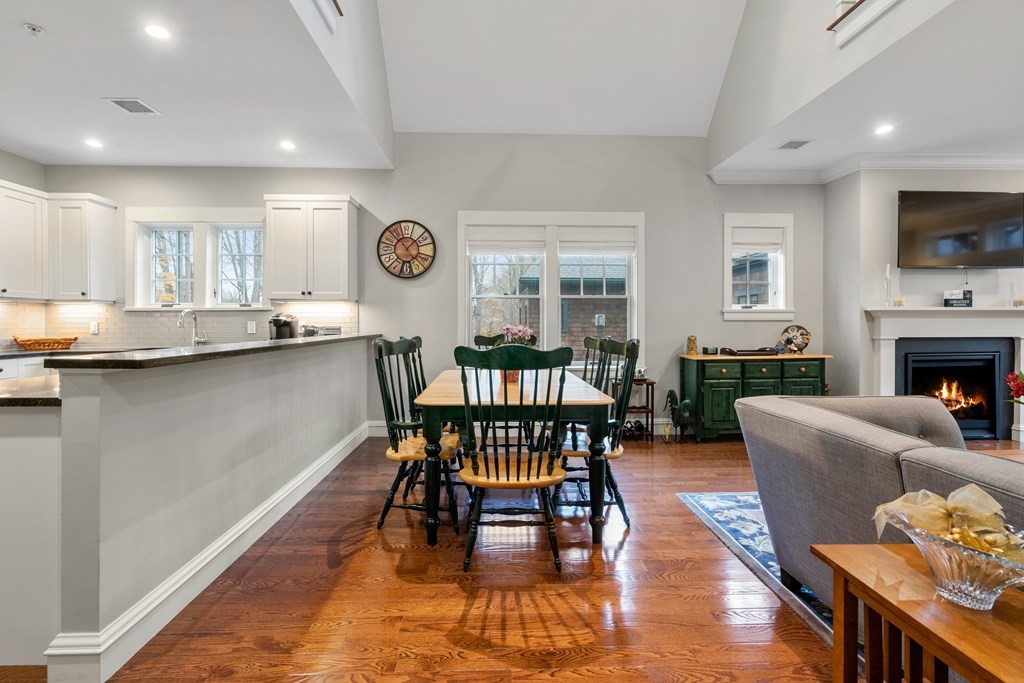13 Abbey Road, Unit 13 Sherborn, MA 01770 - Photo 8 of 39