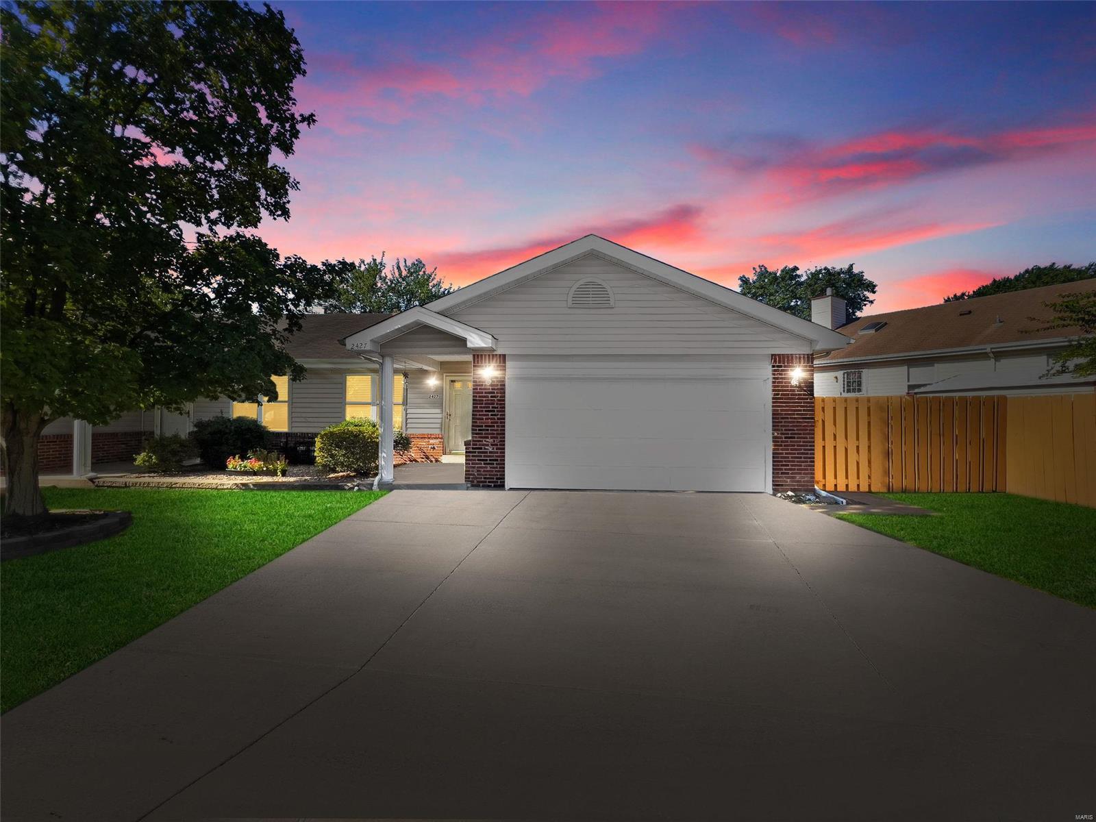 2427 Muegge Road St. Charles, MO 63303 - Photo 1 of 33 Gallery Image 1