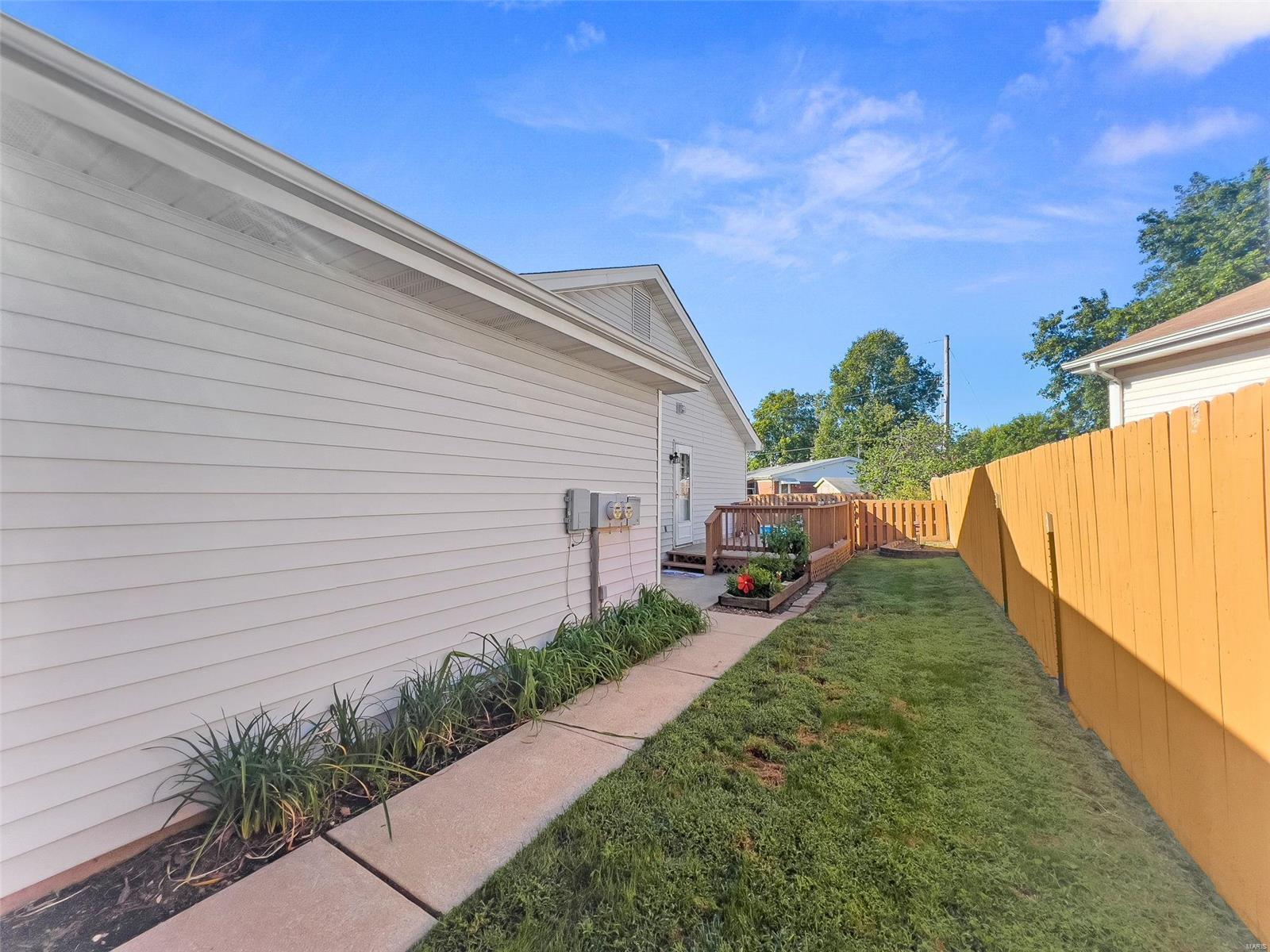 2427 Muegge Road St. Charles, MO 63303 - Photo 32 of 33 Gallery Image 32