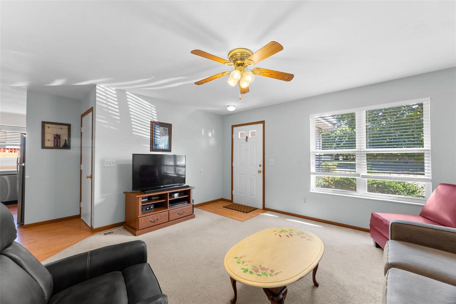 2427 Muegge Road St. Charles, MO 63303 - Photo 5 of 33 Gallery Image 5