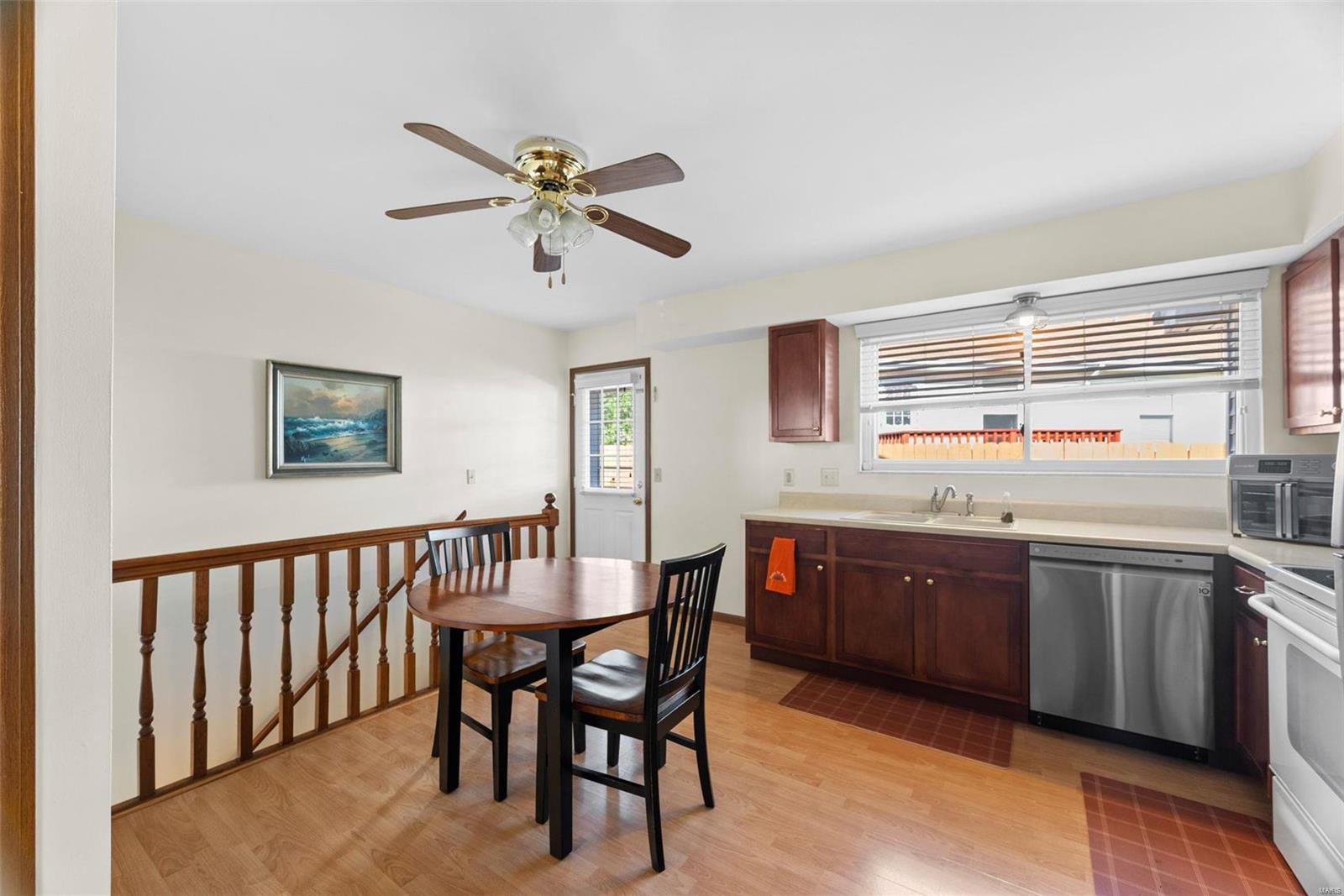 2427 Muegge Road St. Charles, MO 63303 - Photo 8 of 33 Gallery Image 8