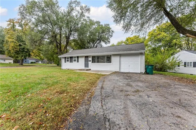 $265,000 | 7020 Hadley Street, Overland Park, KS 66204