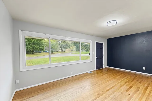 $265,000 | 7020 Hadley Street, Overland Park, KS 66204