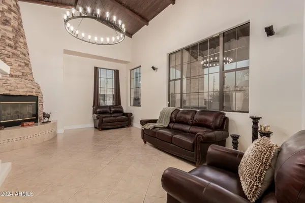 $1,075,000 | 22611 West Patton Road, Wittmann, AZ 85361