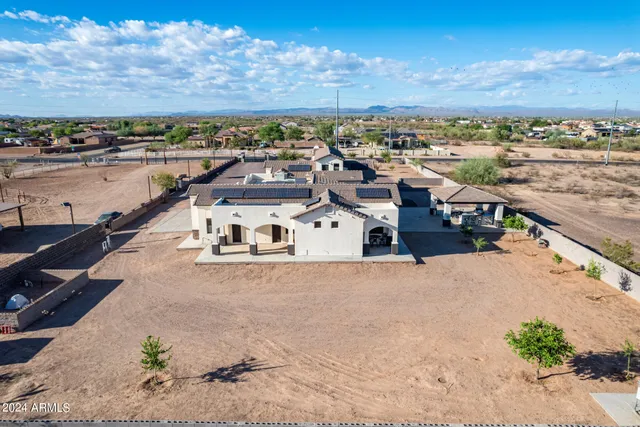 $1,075,000 | 22611 West Patton Road, Wittmann, AZ 85361