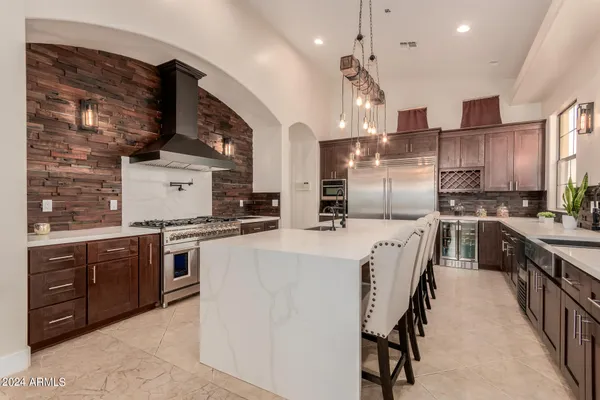 $1,075,000 | 22611 West Patton Road, Wittmann, AZ 85361