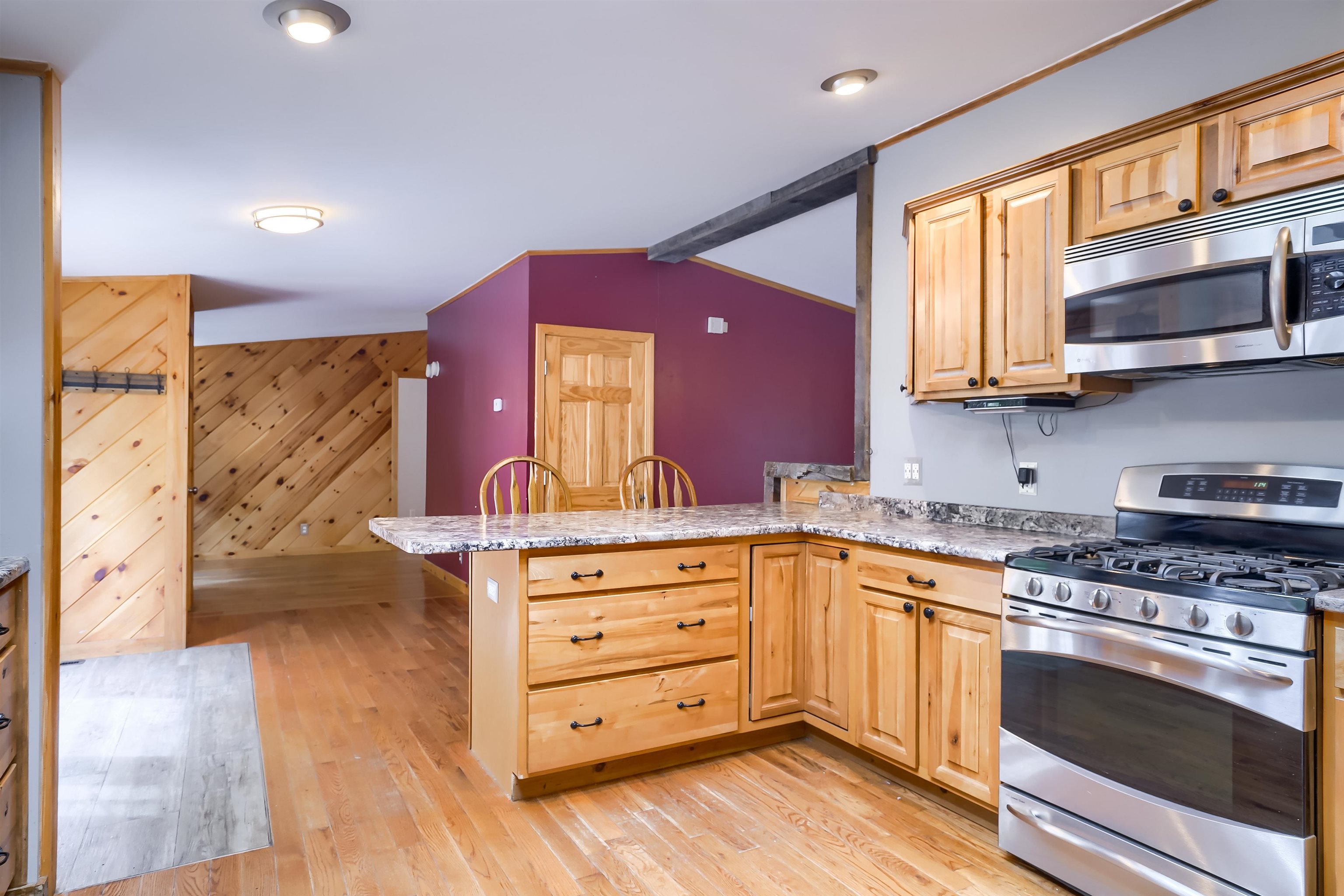 426 Weare Road New Boston, NH 03070 - Photo 3 of 24