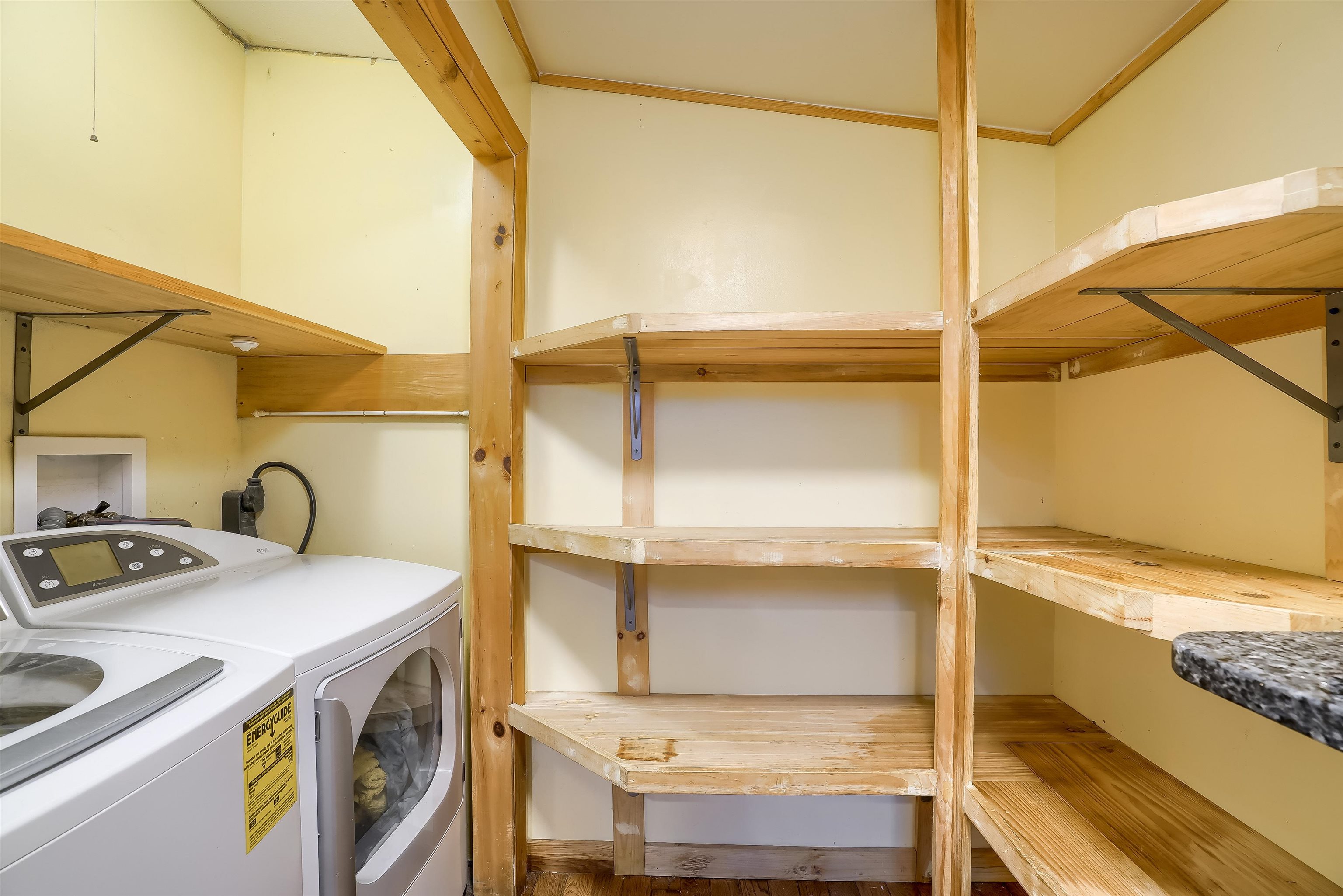426 Weare Road New Boston, NH 03070 - Photo 5 of 24