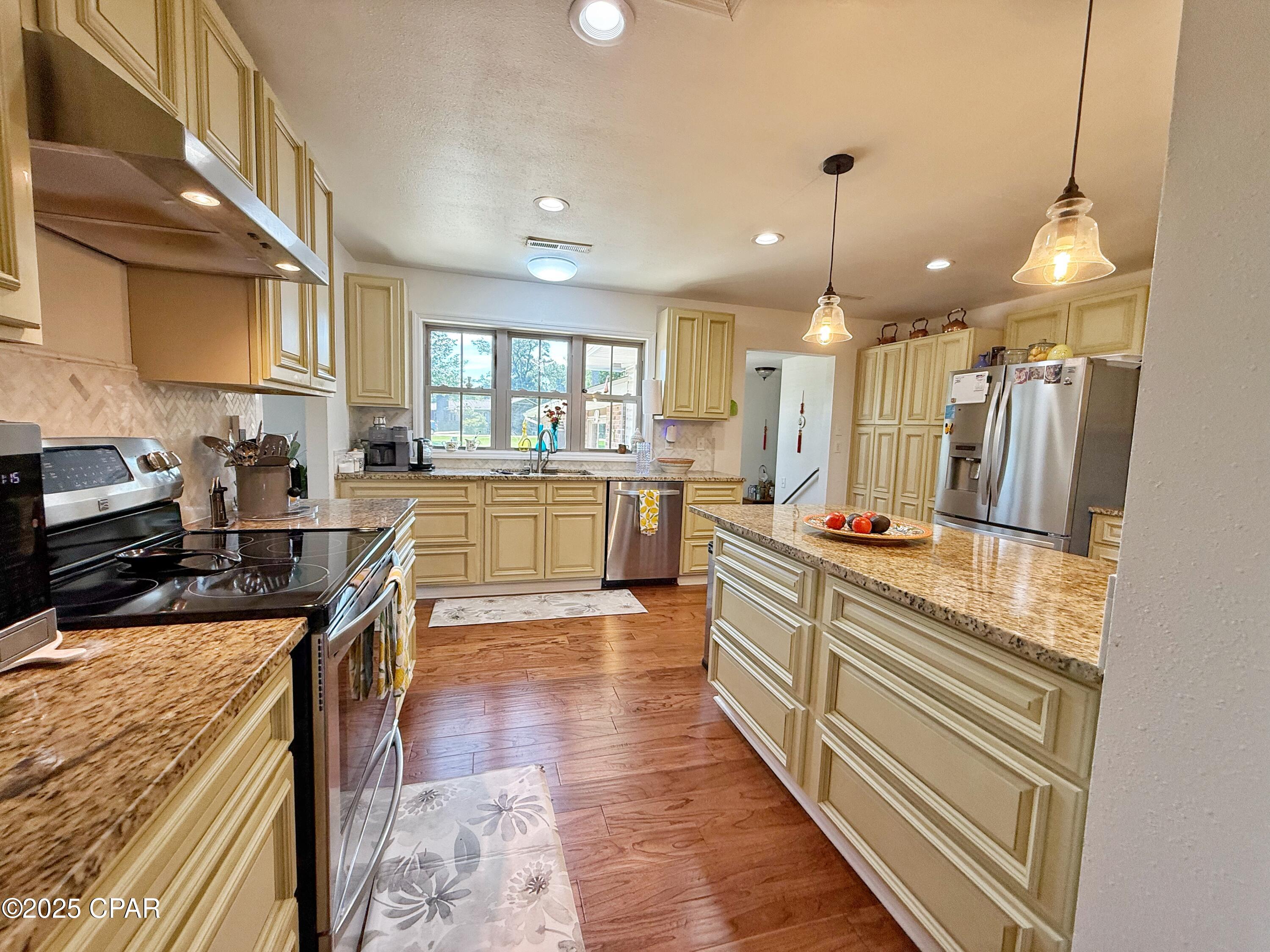 3380 Caverns Road Marianna, FL 32446 - Photo 11 of 39