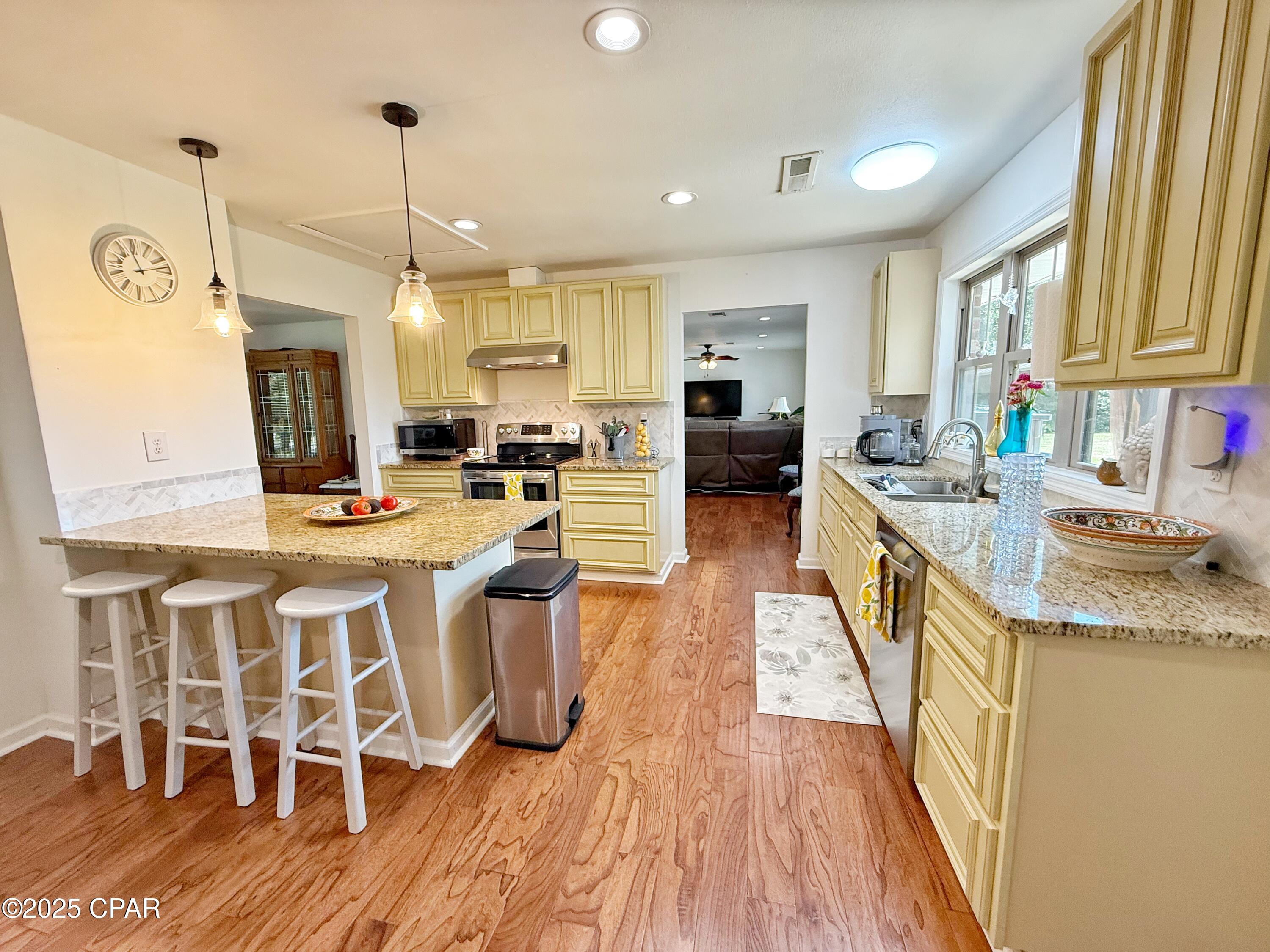 3380 Caverns Road Marianna, FL 32446 - Photo 15 of 39