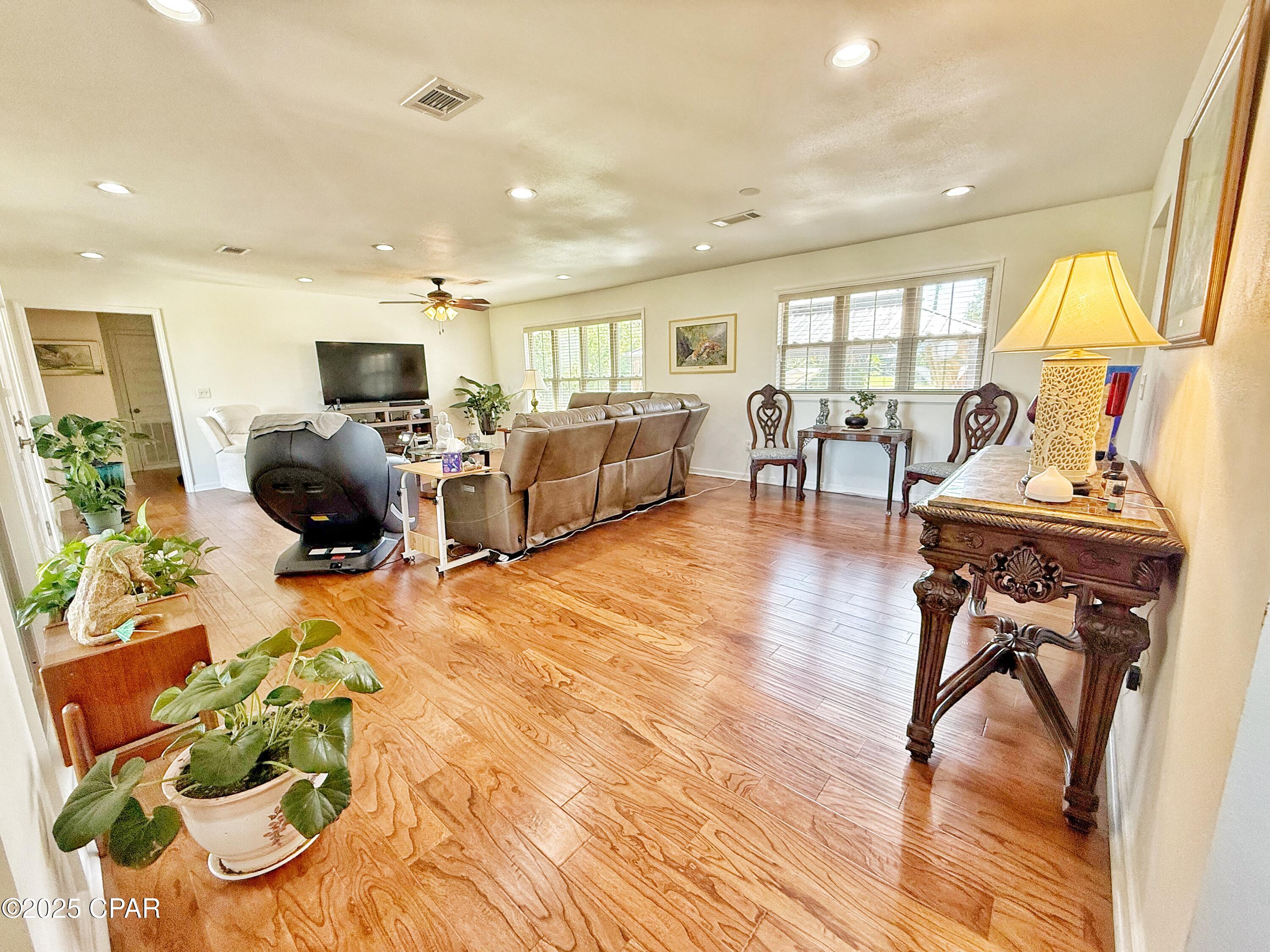 3380 Caverns Road Marianna, FL 32446 - Photo 8 of 39