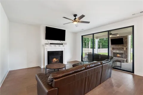 $699,900 | 2453 Oxenwood Drive Southwest, Marietta, GA 30064