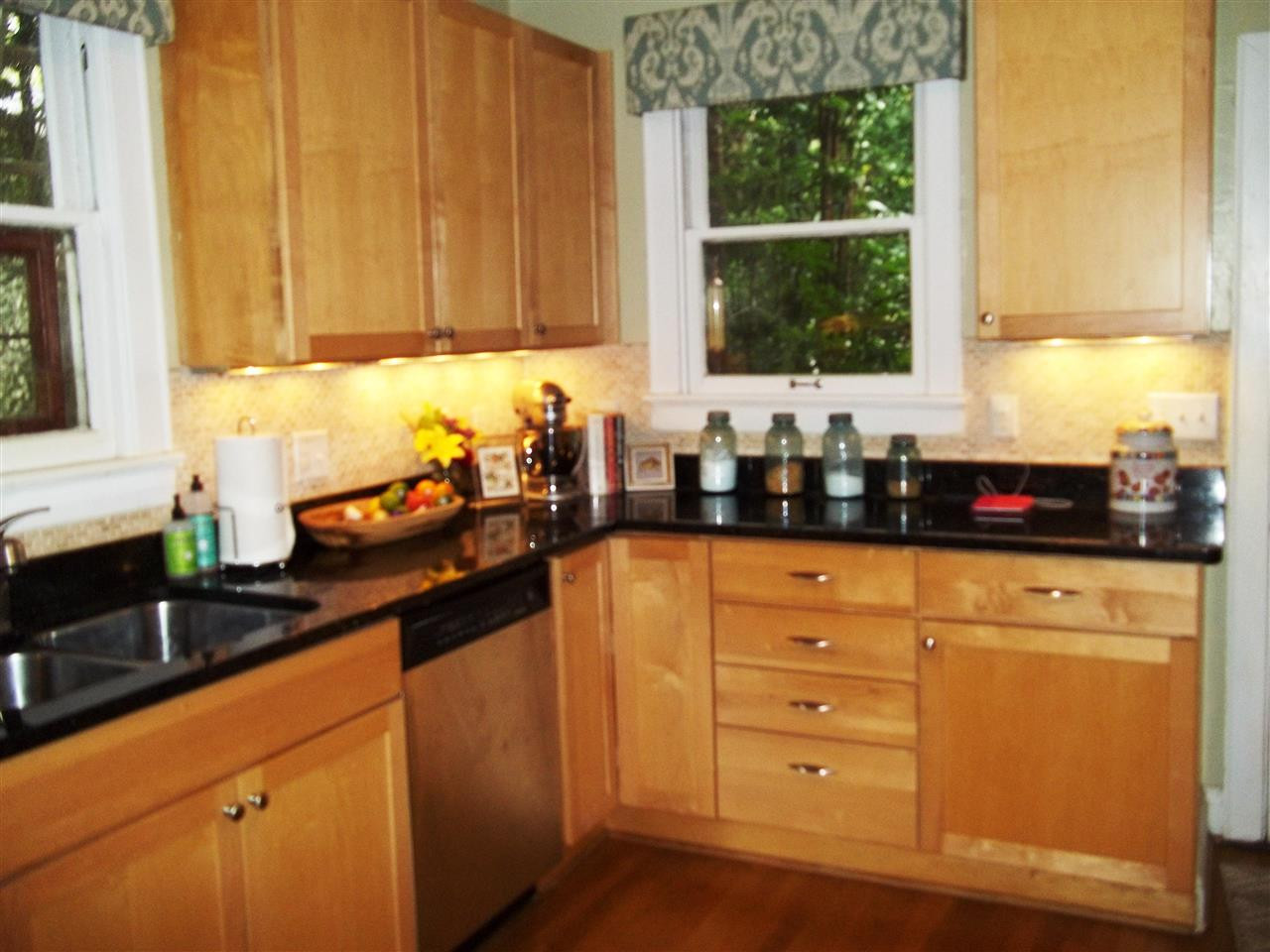 507 Cleveland Street Raleigh, NC 27605 - Photo 13 of 25 Photo 13