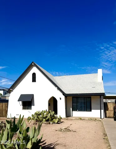 $585,000 | 1614 East Roma Avenue, Phoenix, AZ 85016