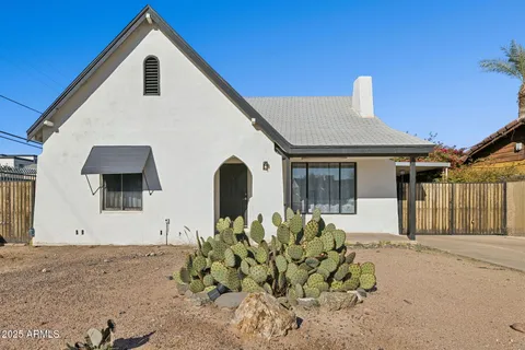 $545,000 | 1614 East Roma Avenue, Phoenix, AZ 85016