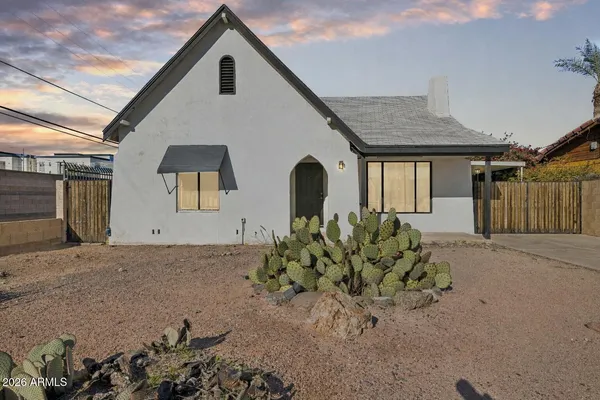 $525,000 | 1614 East Roma Avenue, Phoenix, AZ 85016