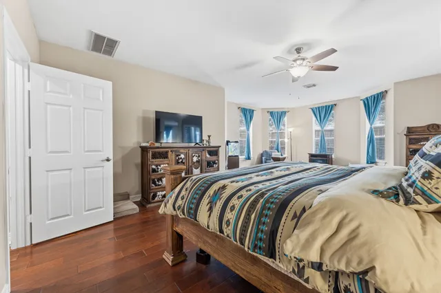 $515,000 | 2873 Colony Falls Lane, Dickinson, TX 77539