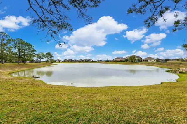 $515,000 | 2873 Colony Falls Lane, Dickinson, TX 77539
