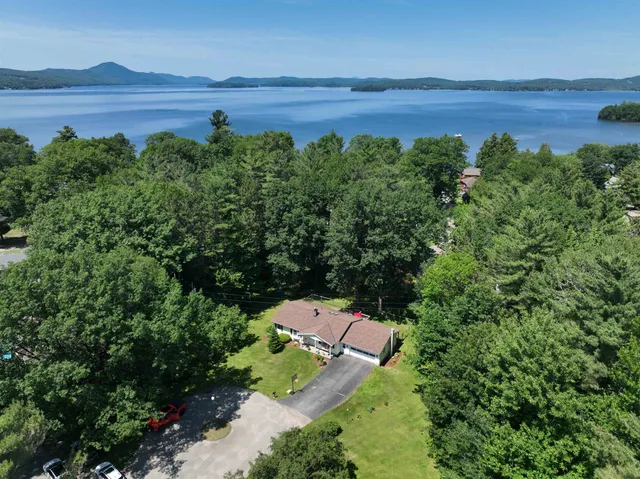 $345,000 | 141 Stagecoach Drive, Newport, VT 05855