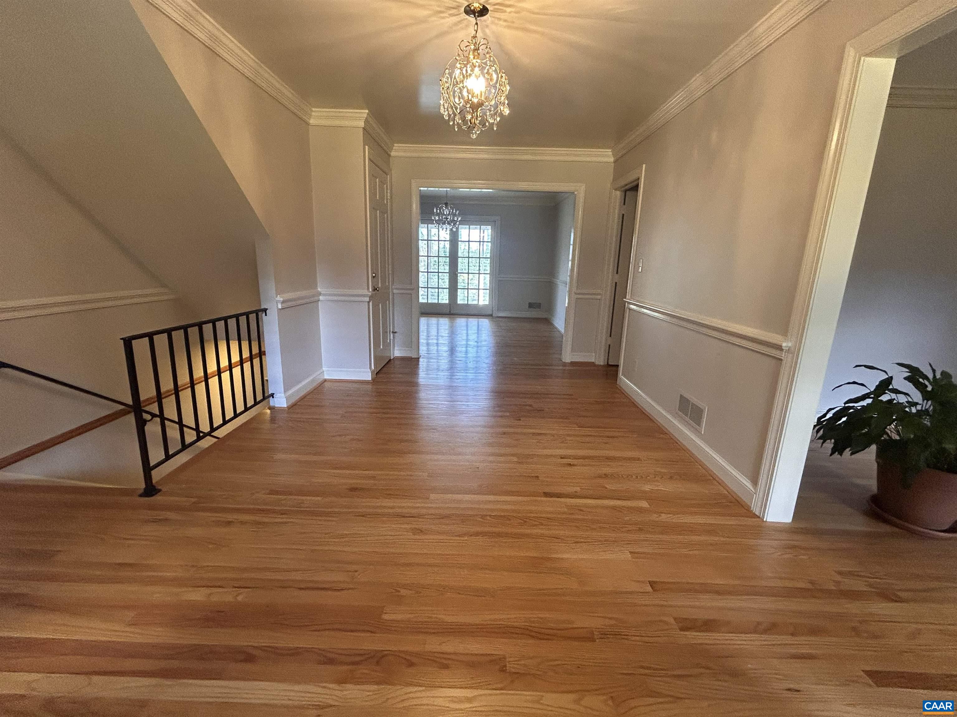 214 Montvue Drive Charlottesville, VA 22901 - Photo 3 of 30