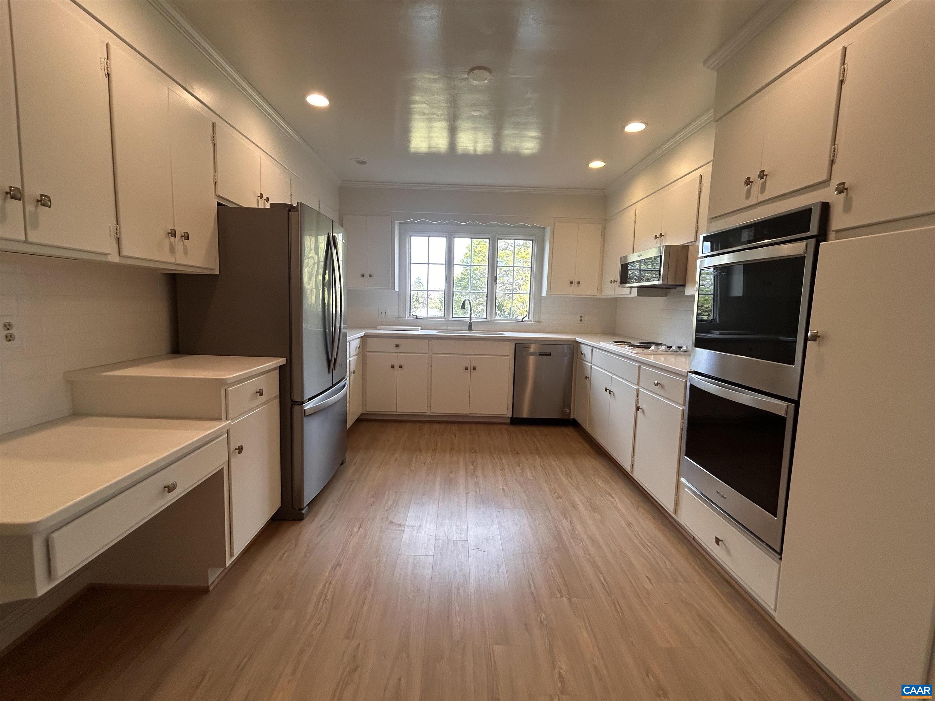 214 Montvue Drive Charlottesville, VA 22901 - Photo 7 of 30