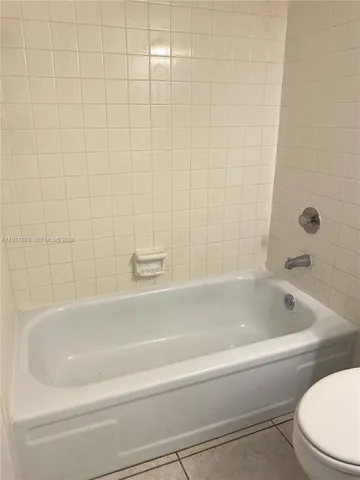 $1,950 | 2322 South Cypress Bend Drive, Unit 711, Pompano Beach, FL 33069