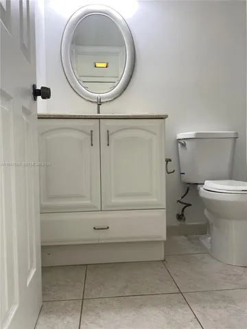 $1,950 | 2322 South Cypress Bend Drive, Unit 711, Pompano Beach, FL 33069