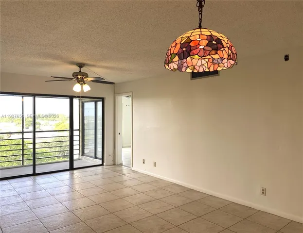 $1,950 | 2322 South Cypress Bend Drive, Unit 711, Pompano Beach, FL 33069