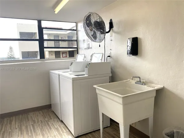 a view of a building in the background