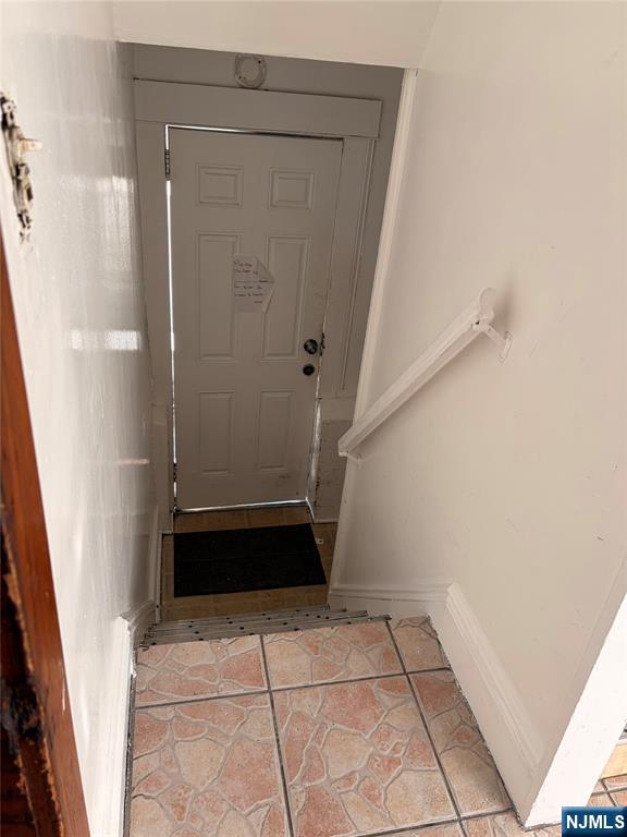 35 Marsellus Place, Unit 1 Garfield, NJ 07026 - Photo 26 of 37