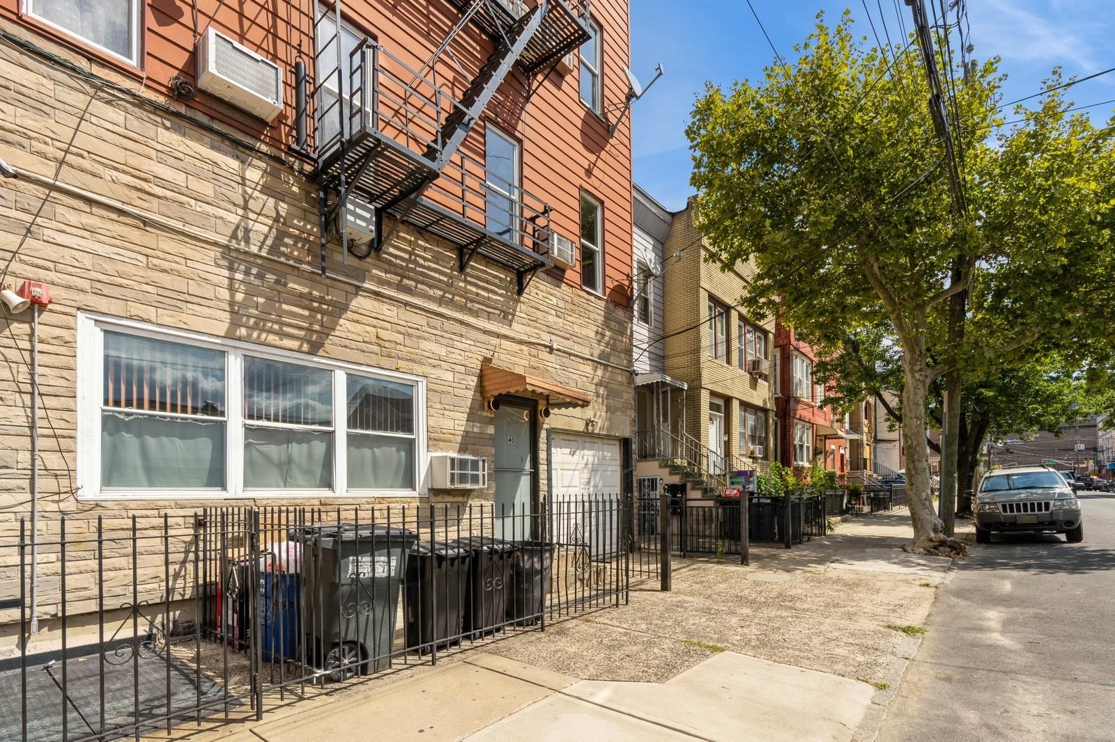 40 Beacon Avenue, Unit 5 Jersey City, NJ 07306 - Photo 3 of 20 a building view