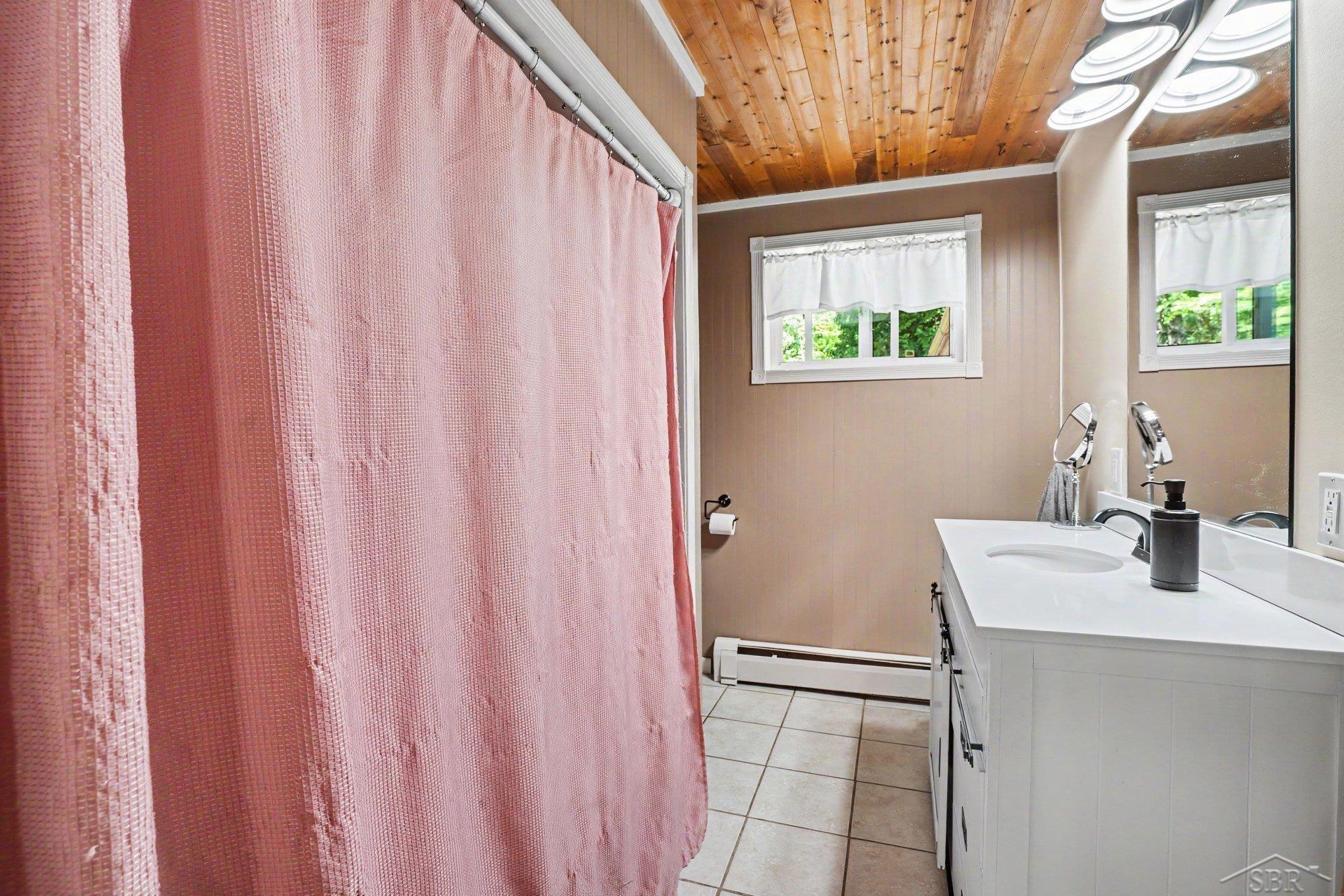 2346 North Hope Road Midland, MI 48642 - Photo 20 of 26 50213400-4b368ba4-7d65-41d6-a871-b09359f554b7.JPG