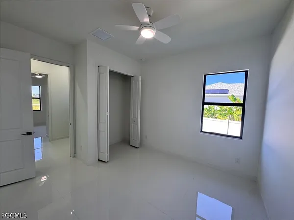 $2,300 | 4002 Northwest 38th Street, Cape Coral, FL 33993