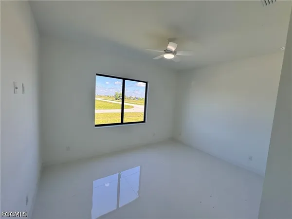 $2,300 | 4002 Northwest 38th Street, Cape Coral, FL 33993