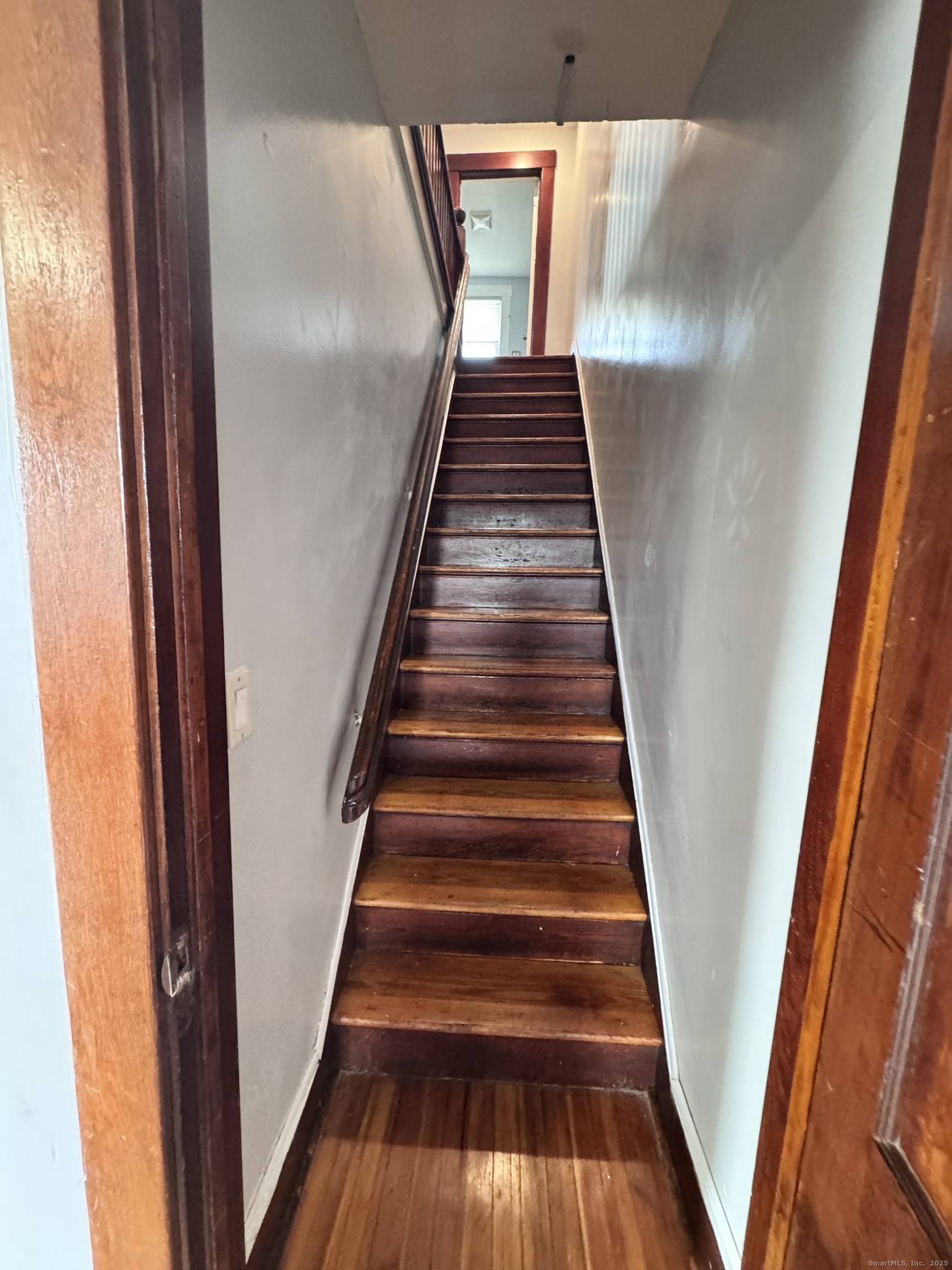 62 Marne Street Hamden, CT 06514 - Photo 25 of 26 a view of entryway