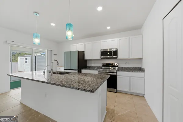 $2,300 | 131 College Street, Kingsland, GA 31548