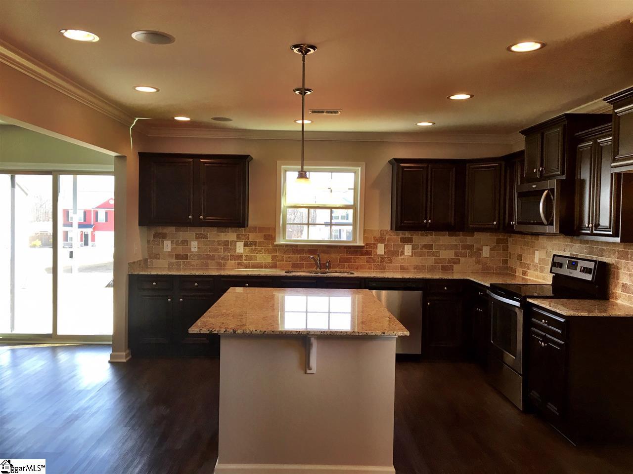 3 Snowy Court Fountain Inn, SC 29644 - Photo 2 of 10 Gallery Image 2